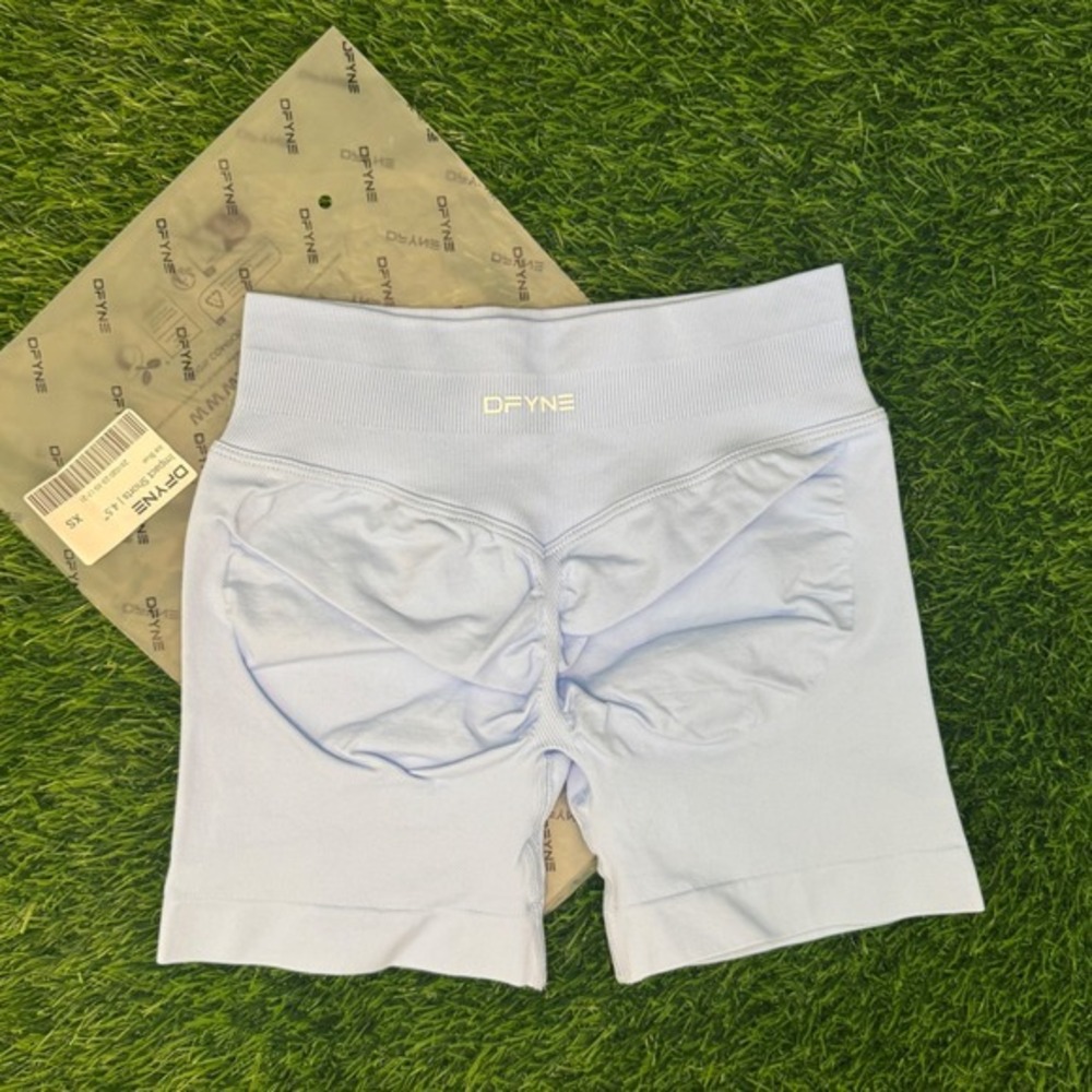 DRYNE Women's Athletic Scrunch-Back Bike Shorts — Light Blue